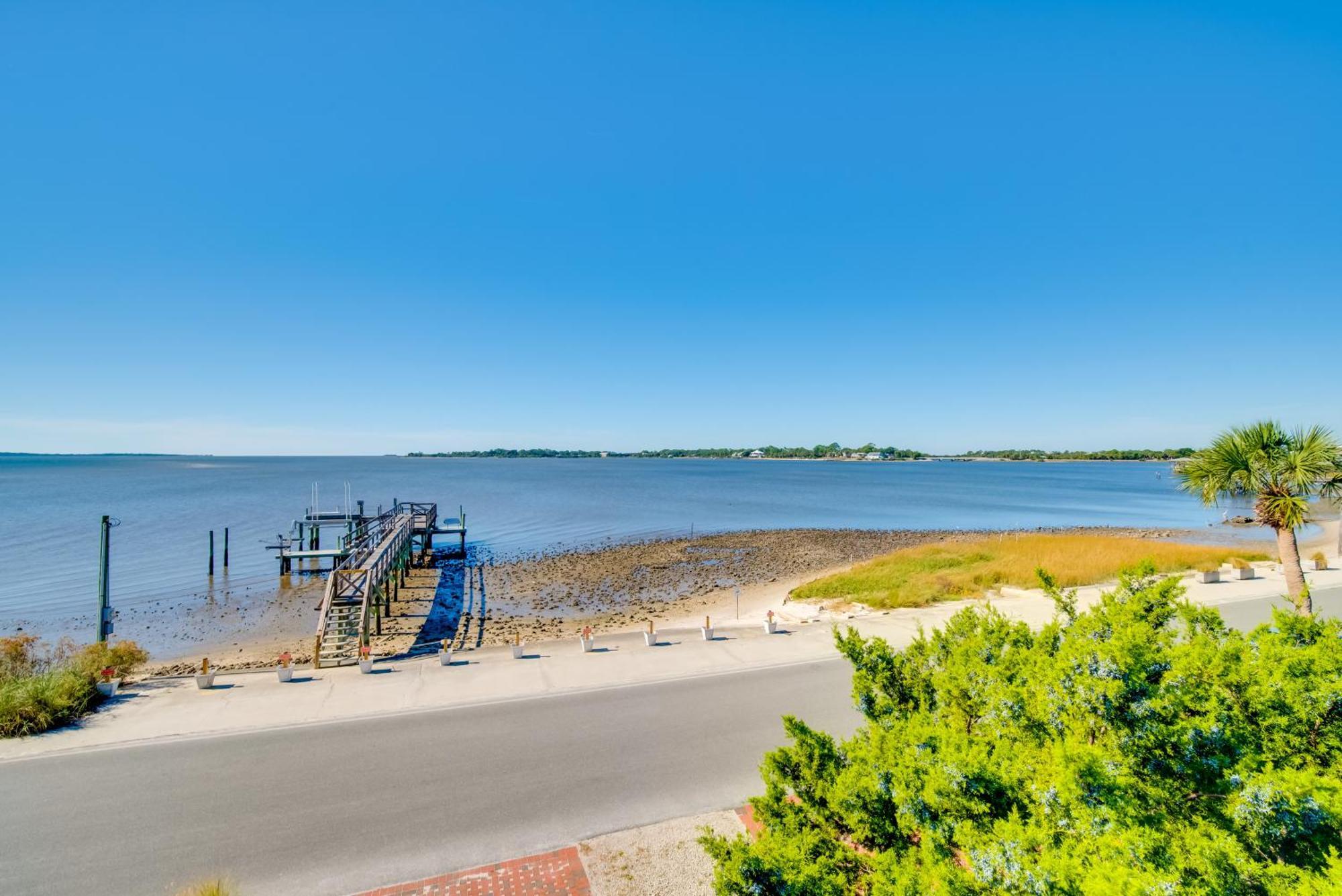 Villa Oceanfront Oasis In Cedar Key With 2 Balconies! Esterno foto